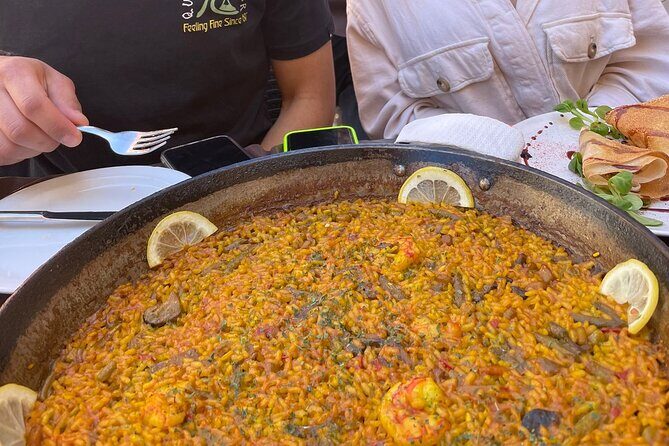 Christmas Tapas and Wine Tour in Valencia - A Deep Dive into the Valencia Tapas and Wine Experience