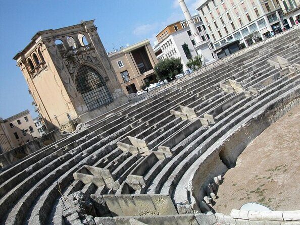 Classic guided tour of Lecce (Lecce classic tour) - La Cartapesta di Claudio Riso and Santa Irene Viewpoint