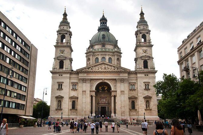 Classic Walk in Budapest - Exploring the Itinerary in Detail