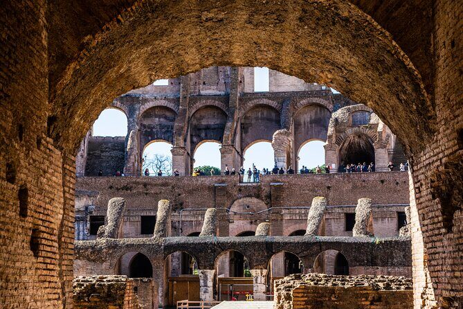 Colosseum Guided Tour with Palatine Hill and Roman Forum entrance - Authentic Experiences and Insights from Reviews