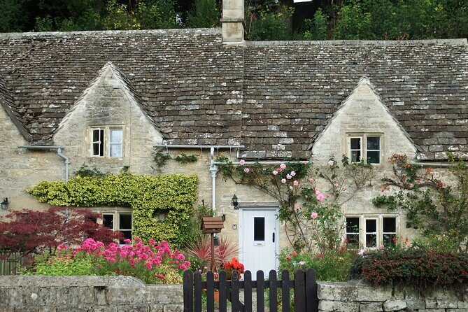 Cotswolds Experience - full day small group day tour from Bath ( Max 14 persons) - Transportation and guide experience