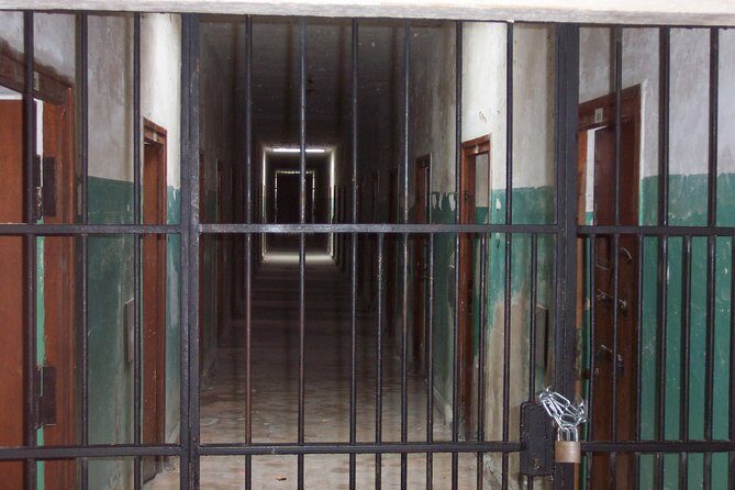 Dachau Concentration Camp Memorial Tour with Train from Munich - Why This Tour Is Worth It