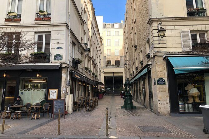 Devour Paris Chocolate & Pastry Tasting Guided Tour - Authentic Food Tasting and Cultural Insights