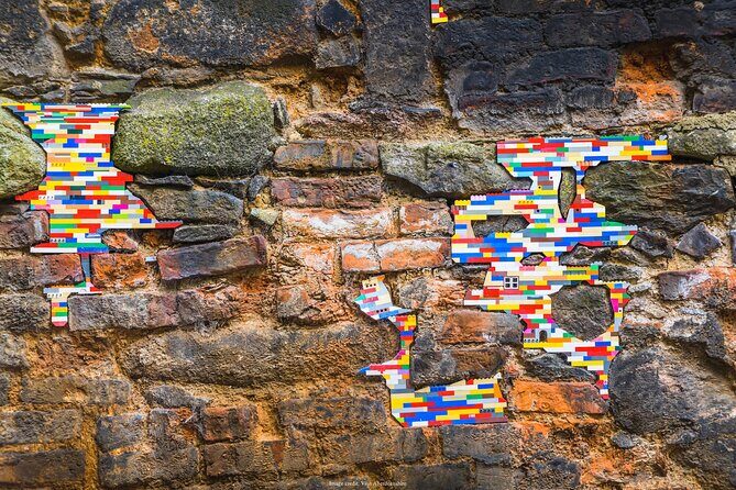 Discover Aberdeen's Amazing Street Art: Private 2-hour Tour - Authenticity & Unique Experiences