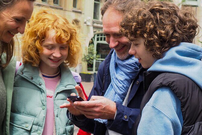 Discover the secrets of Brussels while playing - The Itinerary: What You Can Expect