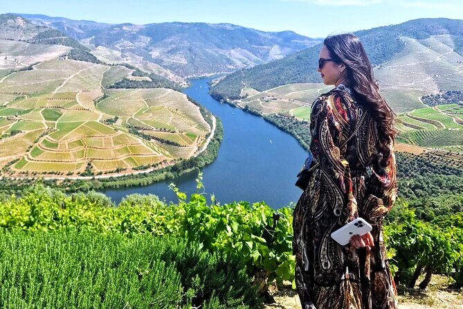Douro Valley-Expert Guide-Boat-Lunch-Tastings Premium Service - What Sets This Tour Apart