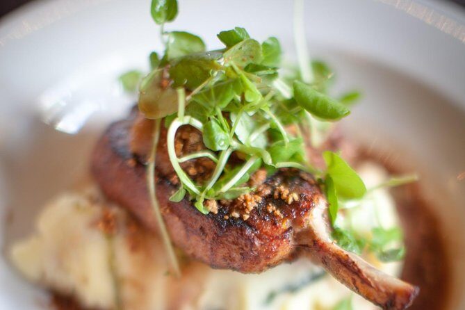 Dublin Traditional Irish 3 Course Meal Walking Tour with Local - Guides and Personal Touches
