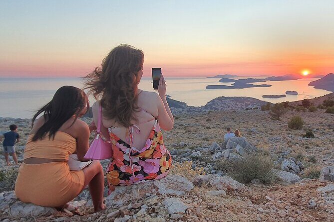 Dubrovnik Sunset Tour with Wine Tasting - Who Is This Tour Best For?