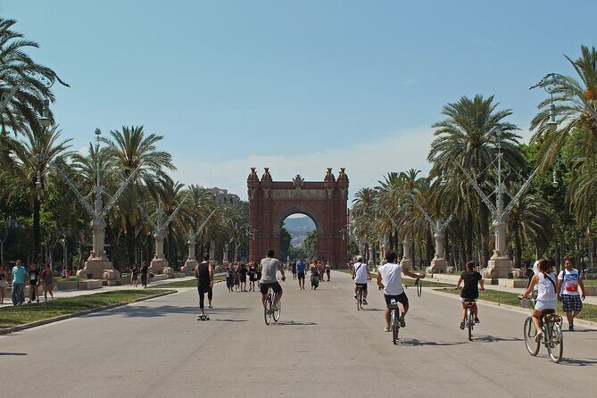 E-Bike Barcelona Highlights & Park Guell in Small Group - Practical Details and Considerations