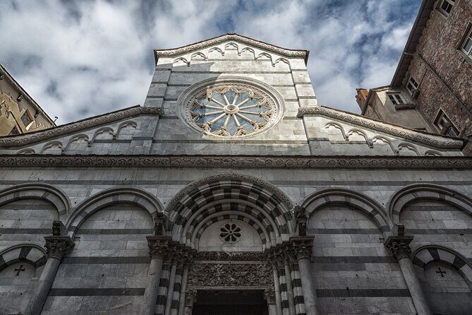 EASY Pisa & Lucca 7-Hour Private Shore Excursion from La Spezia - Practical Details & What You Can Expect