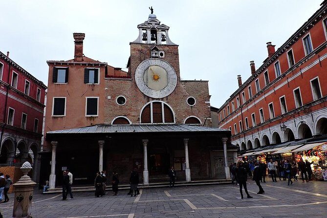 Eat, drink and repeat: Wine and Food tasting tour in Venice - The Sum Up