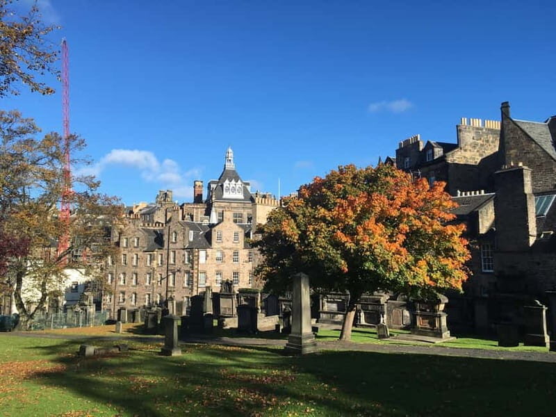 Edinburgh's must-see attractions: walking tour in French - What Makes This Tour Stand Out?