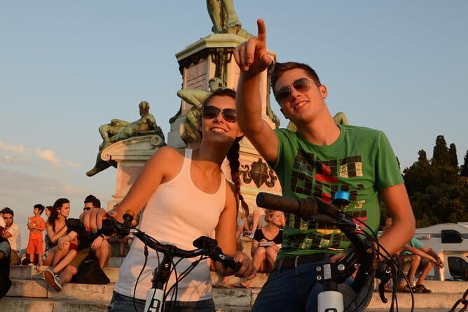 Electric Bike Night Tour of Florence with amazing view from Michelangelo Square - Exploring Florence’s Medieval Heart