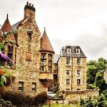 Enchanting Edinburgh: Half-Day Walking Tour with Local Guide - Practical Aspects of the Tour