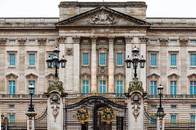 Enter Buckingham Palace & See The Main Westminster Sights Tour - Exploring Westminster and Beyond