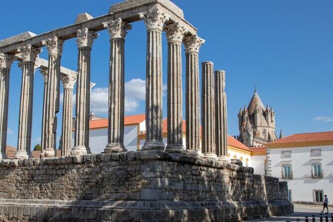 Évora Private Half-Day of Wonders with Tickets - Who is This Tour Best Suited For?