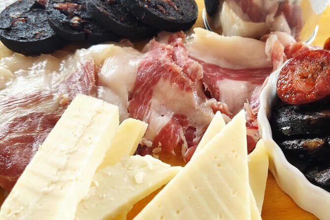 Faro Food Tour & Drinks and City highlights 10 Tastings - Who Would Love This Tour?
