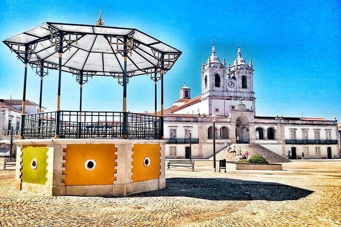 Fátima Batalha Nazaré and Óbidos Private Tour - Transportation and Flexibility