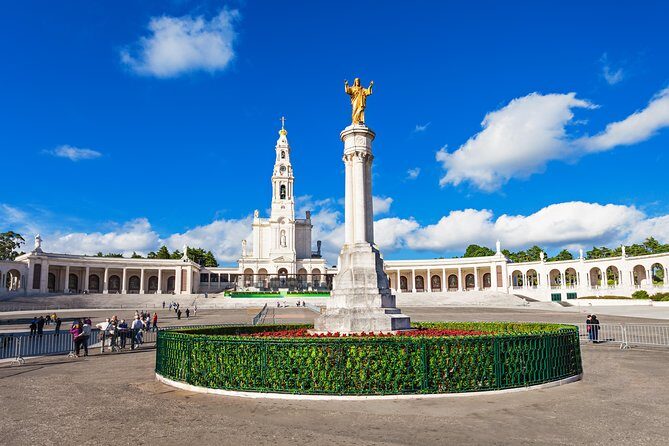 Fátima Half Day Private Tour Lisbon w/ Optional Candle Procession - The Itinerary in Detail