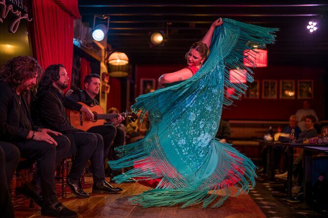 Flamenco Show Ticket at tablao Jardines de Zoraya Granada - The Sum Up