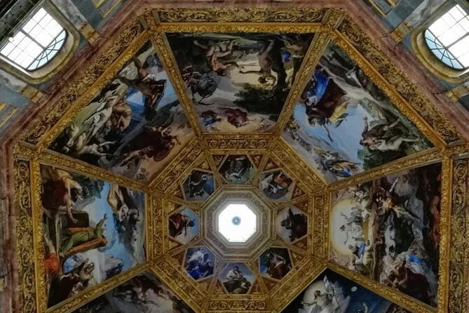 Florence: 1.5 hour Medici Chapels monolingual small-group guided tour - Itinerary Breakdown: What to Expect
