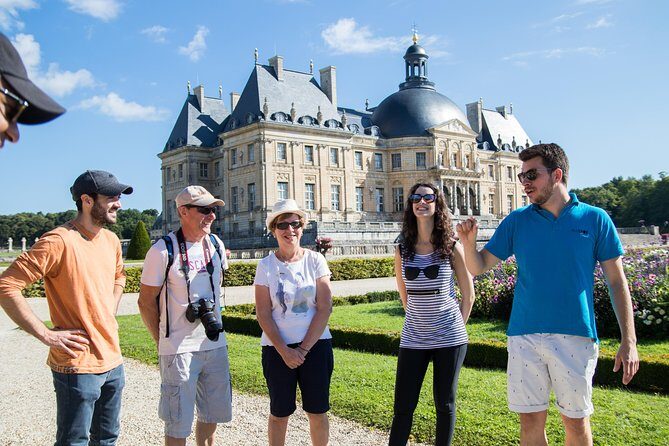 Fontainebleau and Vaux-Le-Vicomte Castle Small-Group Day Trip From Paris - What Travelers Love About This Tour