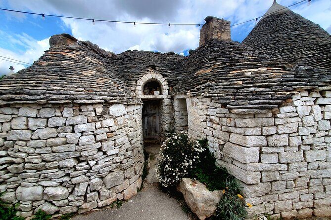 From Lecce: Alberobello, Locorotondo, Ostuni & Apulian brunch - Transportation and Group Size