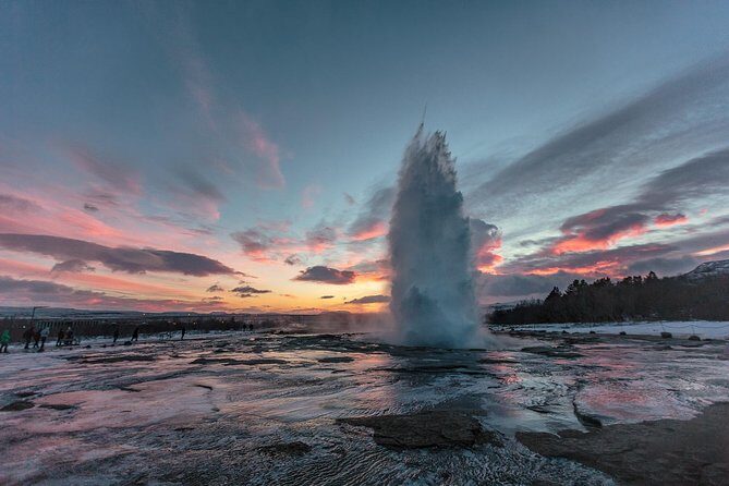 From Reykjavík: The Lava Tunnel and Golden Circle Combo Tour - The Logistics and Experience
