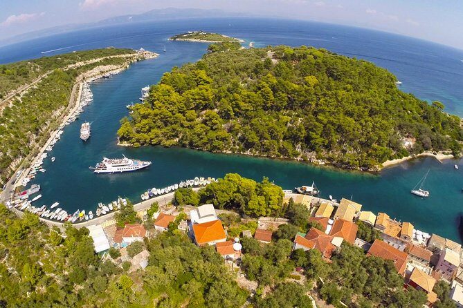 Full-Day Boat Tour of Paxos Antipaxos Blue Caves from Corfu - The Experience: Pros and Cons
