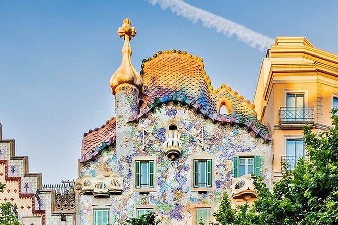 Gaudi Masterpiece: Casa Batlló with Expert Guide and STL Tickets - A Closer Look at the Itinerary