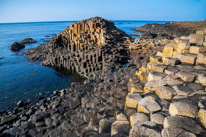 Giants Causeway and Belfast Private Day Tour - An In-Depth Look at the Giants Causeway and Belfast Private Day Tour
