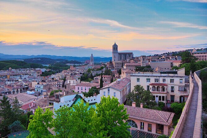 Girona History, Legends, and Food Walking Tour with food tasting - Food Tastings: A Delicious Local Touch