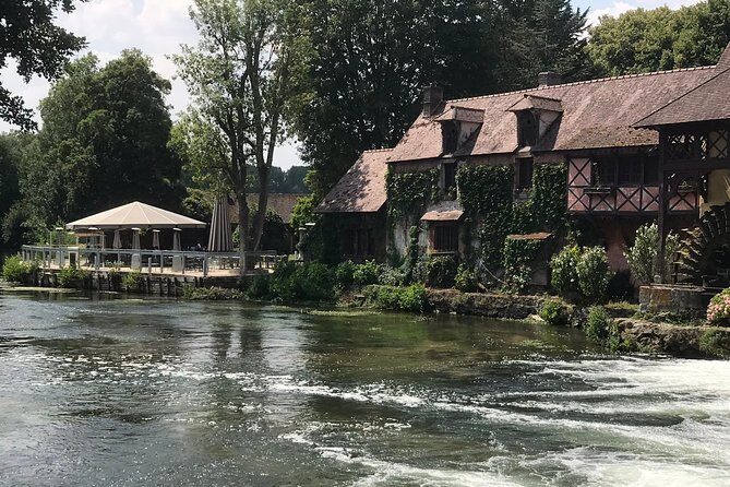 Giverny's House & Gardens plus Versailles Palace Day Trip with Lunch from Paris - What Could Be Improved?
