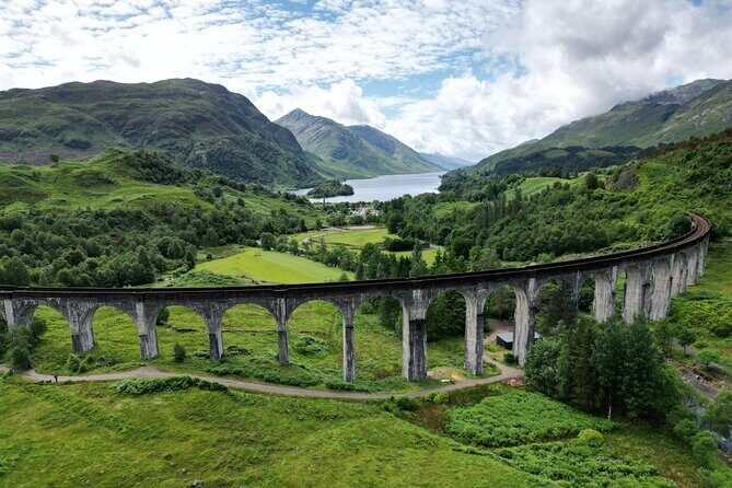 Glenfinnan, Glencoe and Scottish Highlands Day Tour - Guides and Review Insights