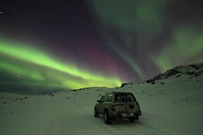 Golden Circle and Northern Lights Superjeep Tour from Reykjavik - The Evening Northern Lights Chase: A Mix of Patience and Skill
