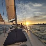 Golden Hour Boat Tour - Sailing by the Monuments with Wine - Why This Tour Stands Out