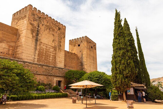 Granada (Alhambra) Scavenger Hunt and Sights Self-Guided Tour - The Sum Up