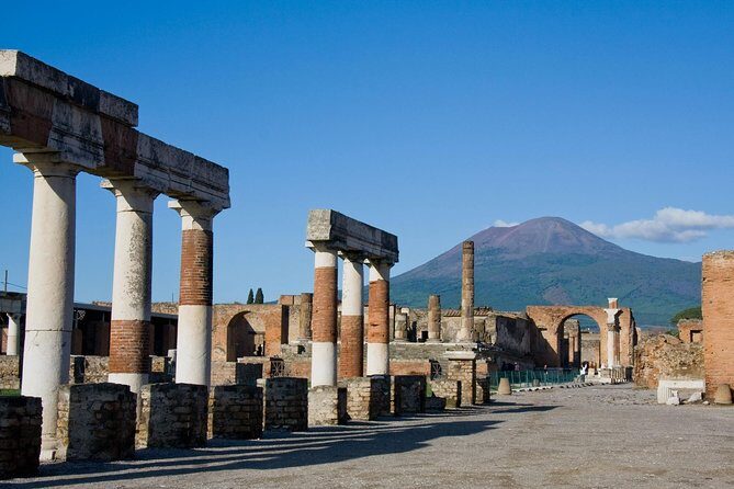 Guided Day Tour of Pompeii and Herculaneum with Light Lunch - What the Reviews Reveal