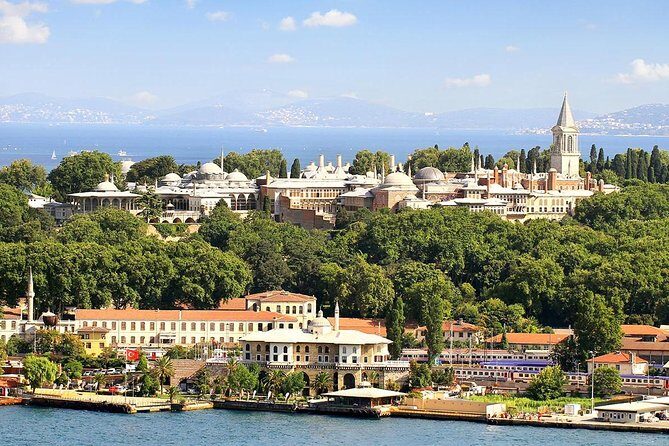 Half-Day Private Tour: Istanbul Shore Excursion With Topkapi Palace - What You’ll Experience in Detail