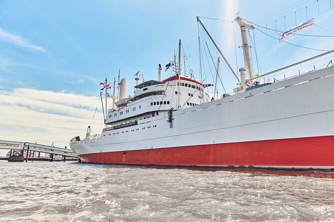 Hamburg: 2-hour harbor cruise - FAQ