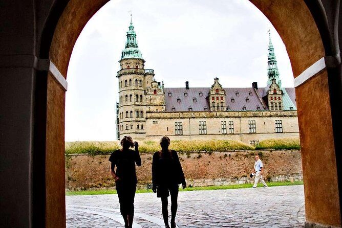 Hamlet and Sweden Tour - Two Countries in one day ! - Who Would Love This Tour?