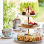 Hampton Court Guided Tour. Full day Access & High Tea - Practical Details & Tips