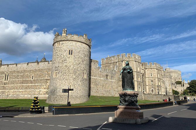 Heathrow Airport Arrival To London Via Windsor Castle - Analyzing the Cost and Value