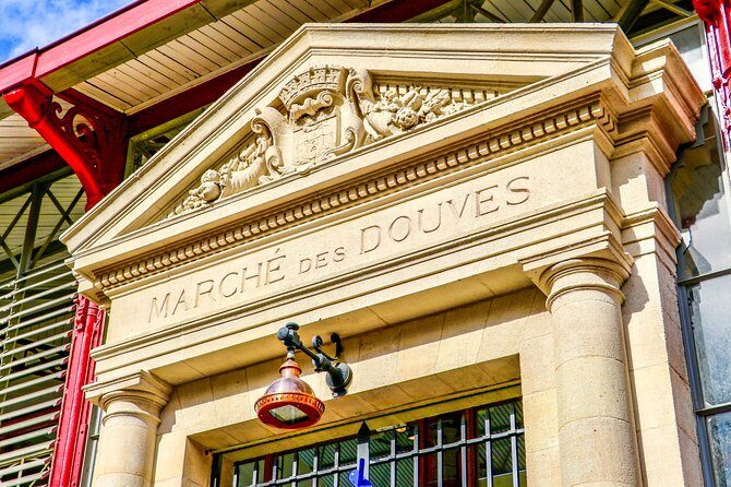 Historic Bordeaux: Exclusive Private Tour with a Local Expert - Who Should Consider This Tour?