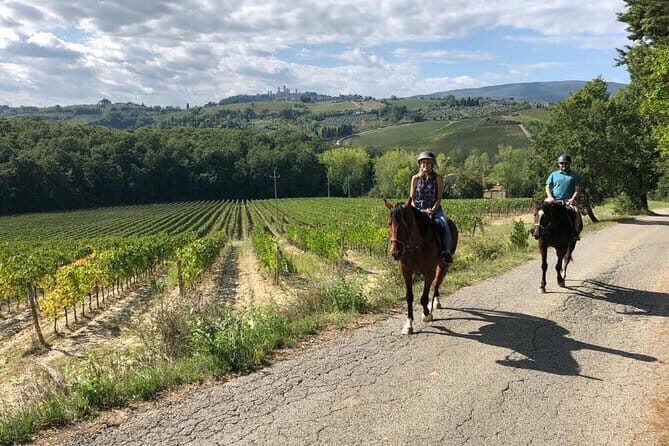 Horseback Ride in S.Gimignano with Tuscan Lunch Chianti Tasting - The Real Value of This Experience