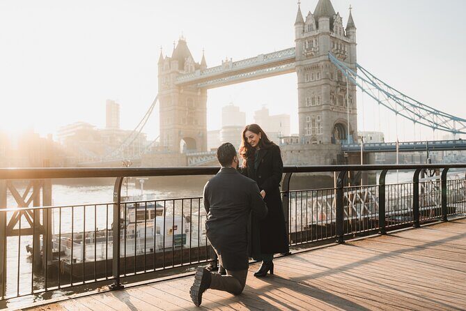 Iconic London Portraits Tour with Expert Local Photographer - Why This Tour Offers Good Value
