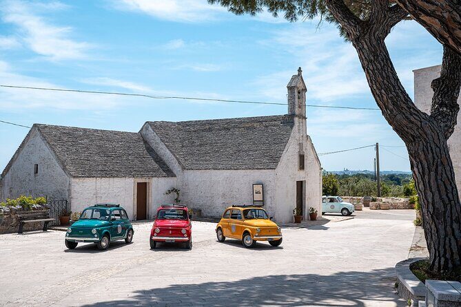 In Valle d'Itria on a vintage Fiat 500. Photo Quest Tour - The Value of the Tour