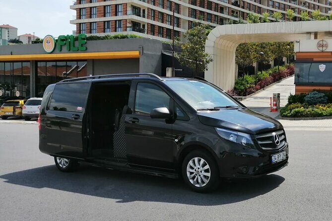 Istanbul Airport Transfer Private Minvan - Booking and Communication