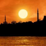 Istanbul Evening Sightseeing and Food Tasting Tour - Key Points