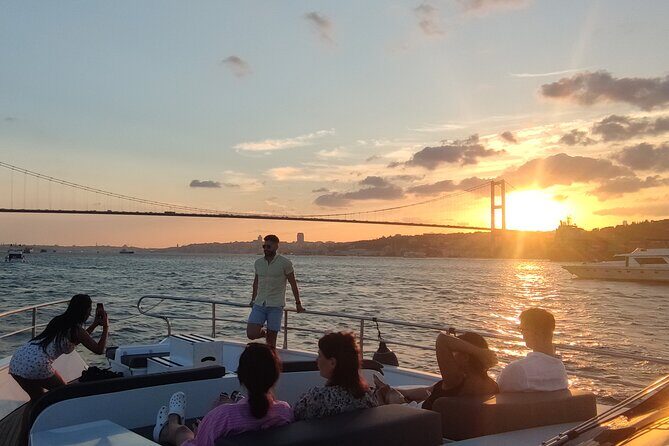 Istanbul Sunset Cruise on the Bosphorus - Detailed Breakdown of the Itinerary